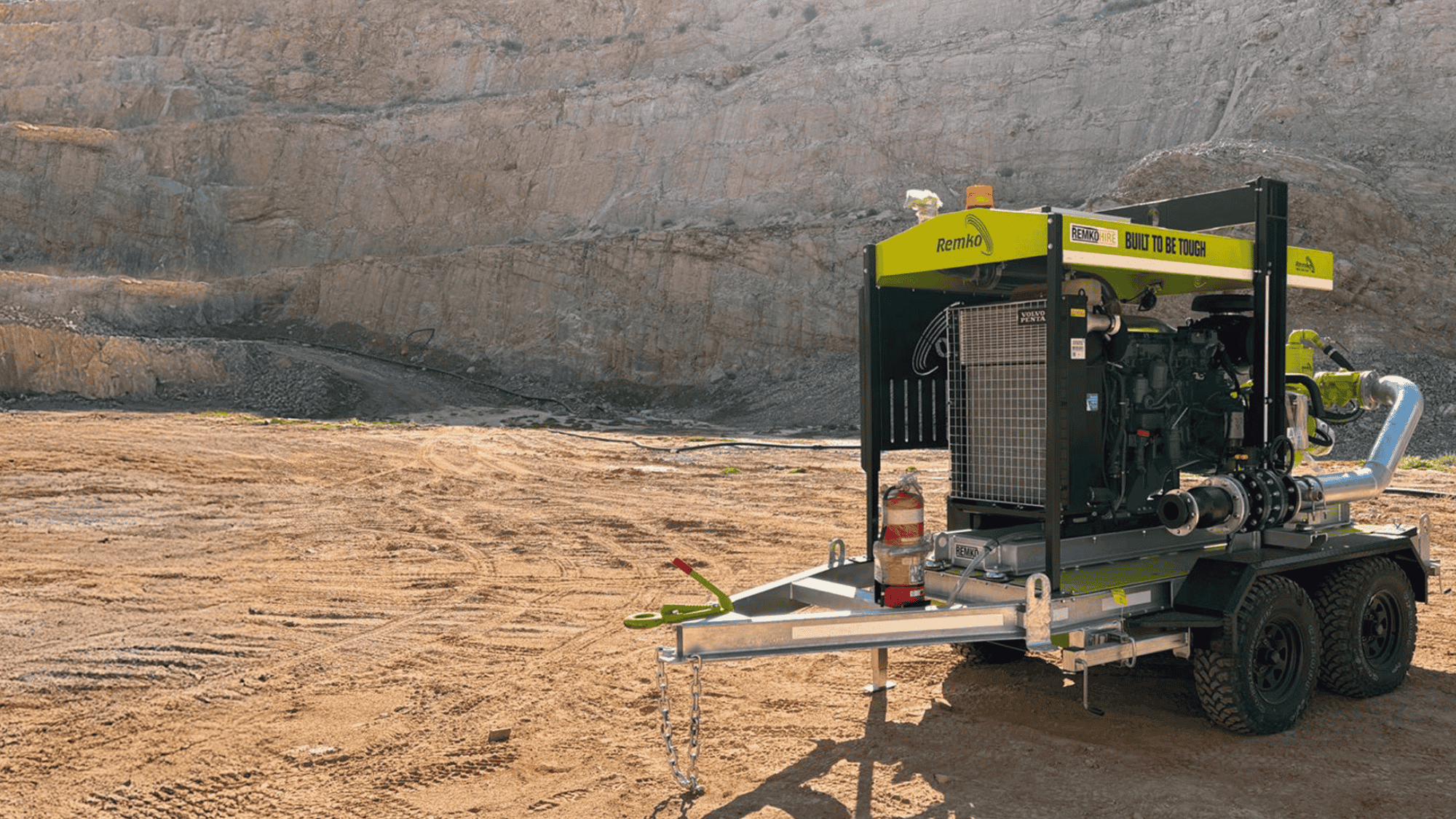 industry-solution-mining-page-hero-bg-1